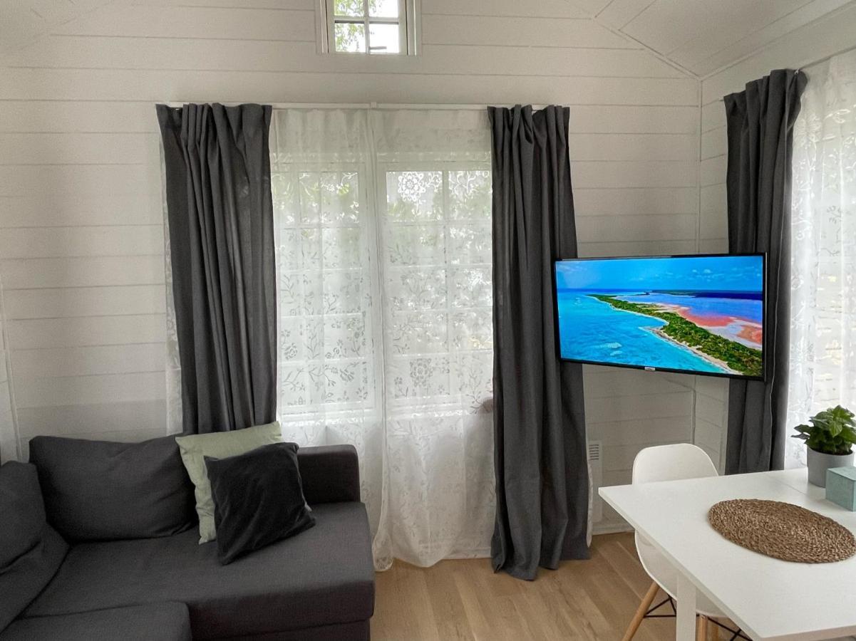 Mini Villa Stockholm Alvsjo S61 Εξωτερικό φωτογραφία